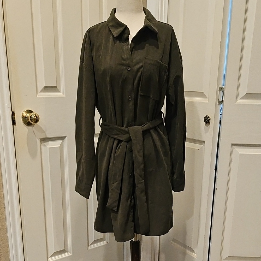 New W Tags STUDIO NOVA Hunter Green Polyester Corduroy Shirt Dress Size M